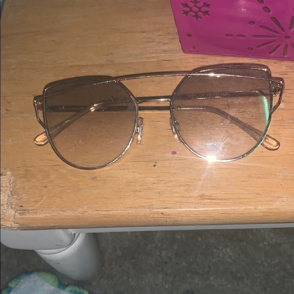 sunglasses